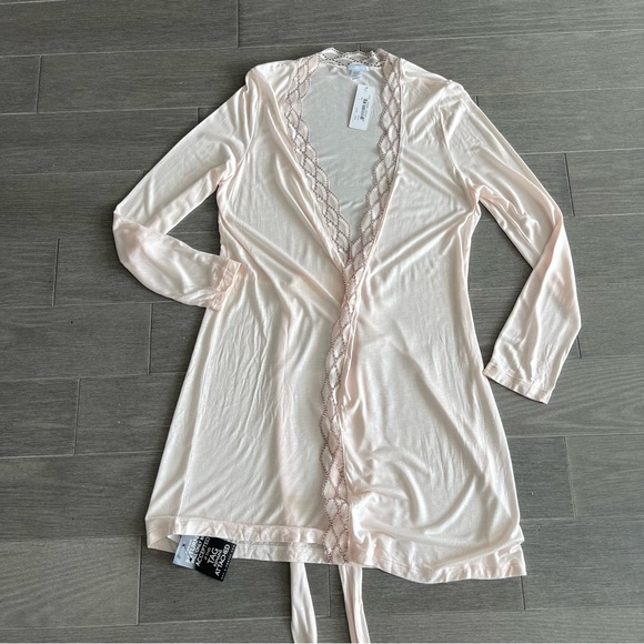NWT EBERJEY Mabel Wrap Front Jersey Robe with Wide Lace Trim Pink Peach L Large - Picture 7 of 15